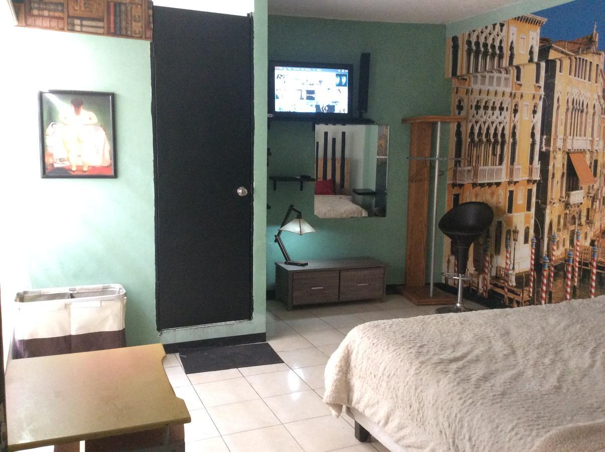 Hostal 50 Xalapa Buitenkant foto